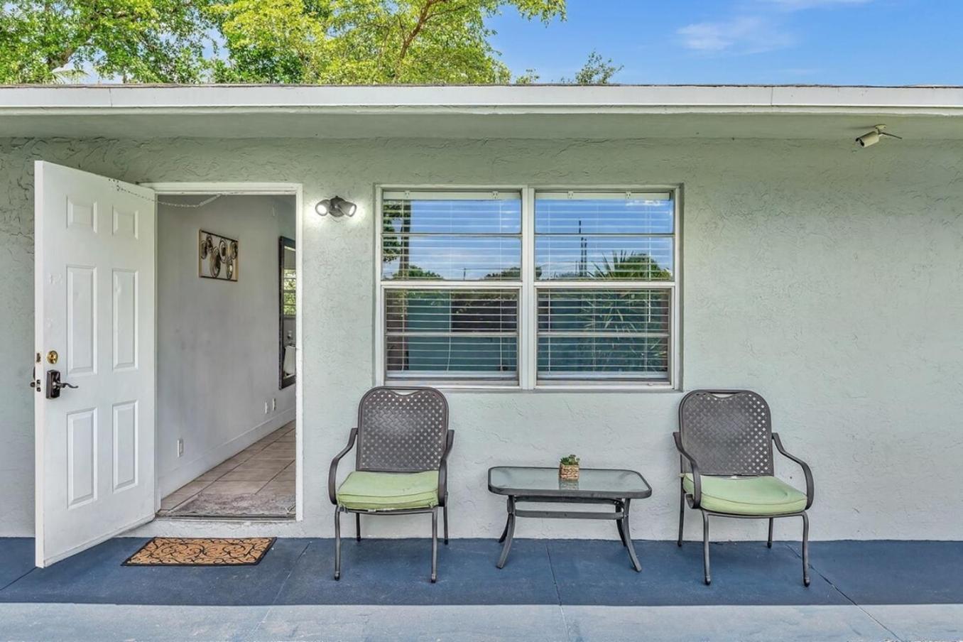 Modern 2Br Oasis Mins To Beach & Casino Db2 Dania Beach Bagian luar foto