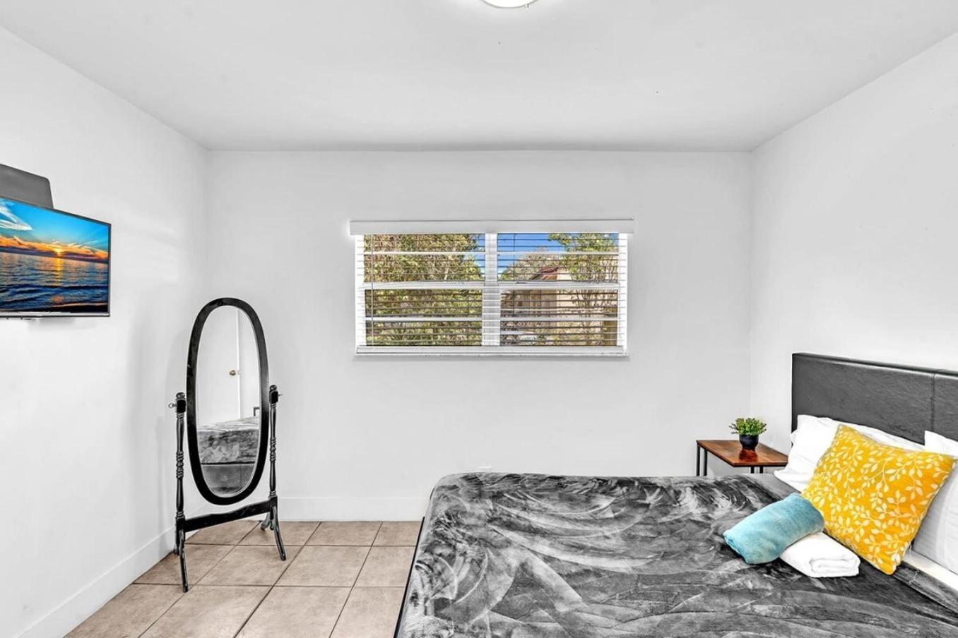Modern 2Br Oasis Mins To Beach & Casino Db2 Dania Beach Bagian luar foto